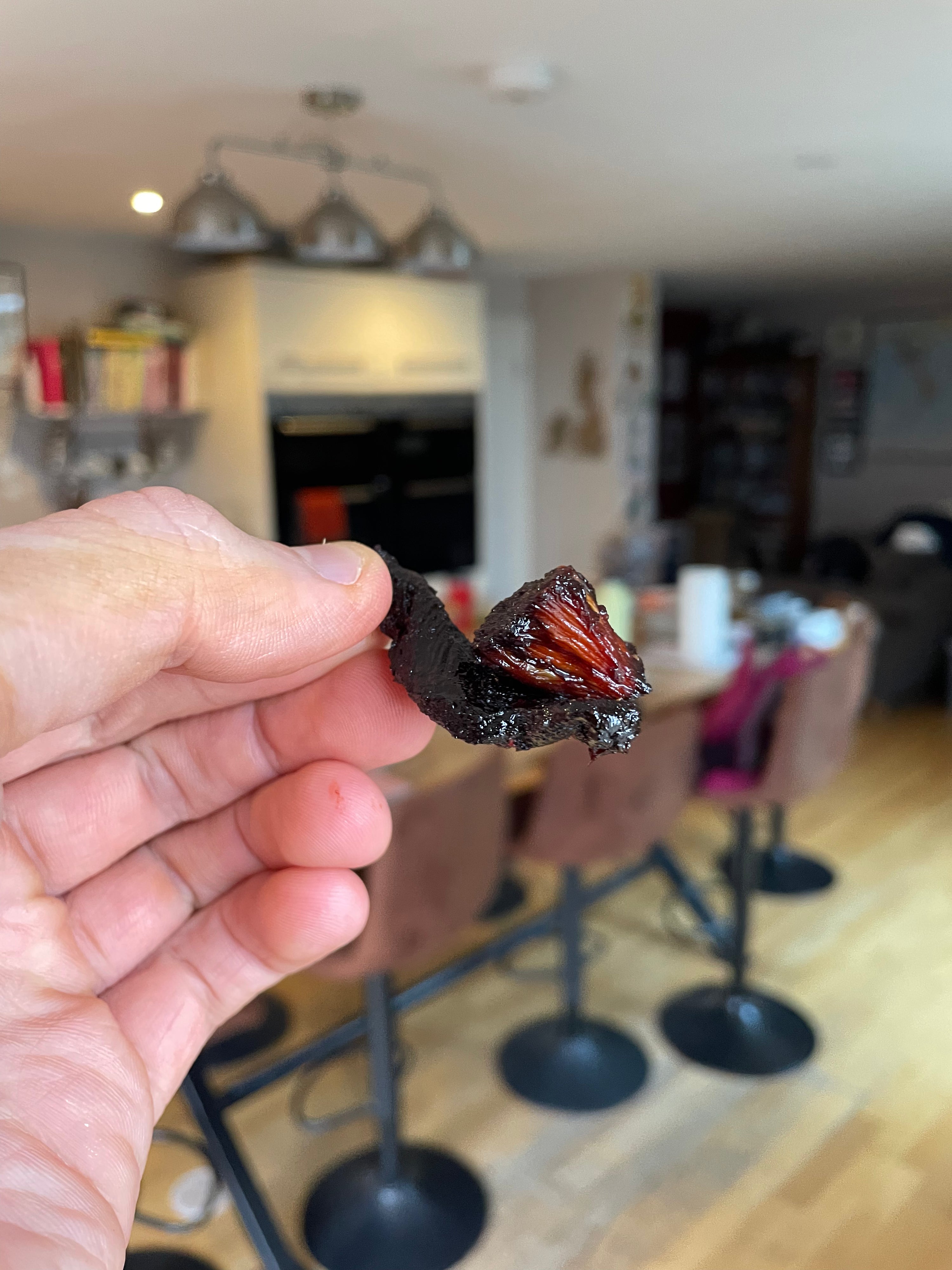 BEEF JERKY - SPICY + FRESH PINEAPPLE PIECES